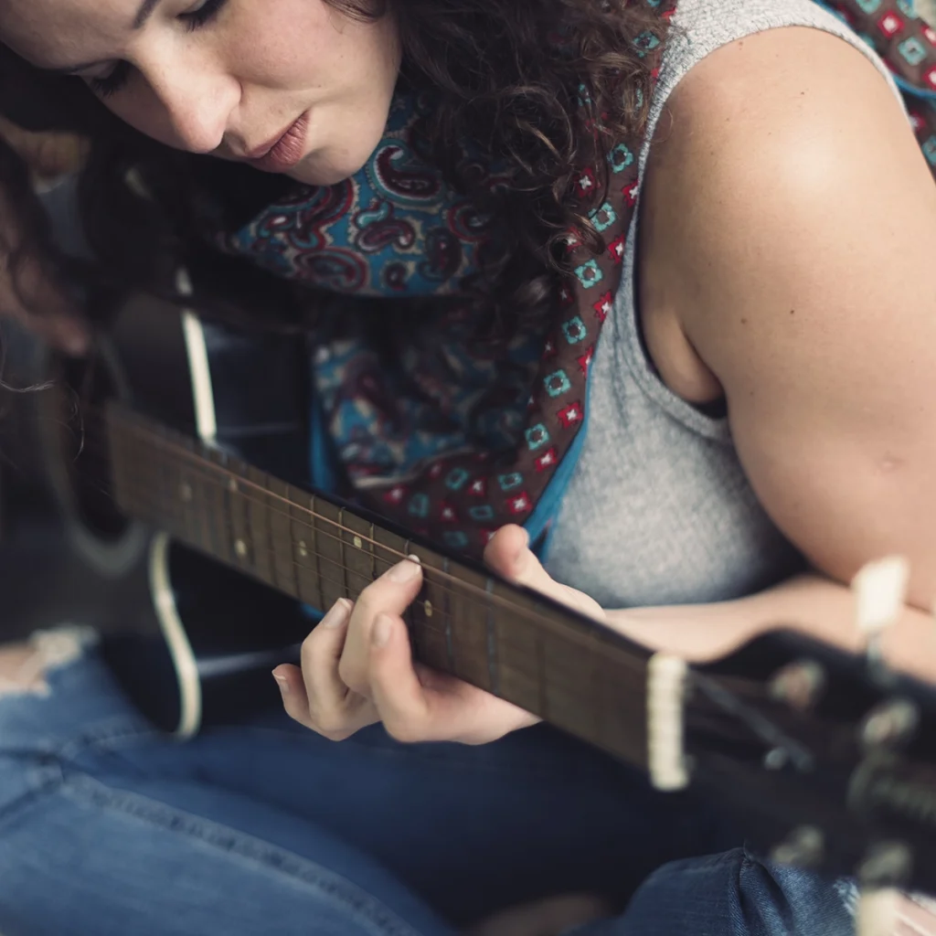 beginner guitar chord switching practice